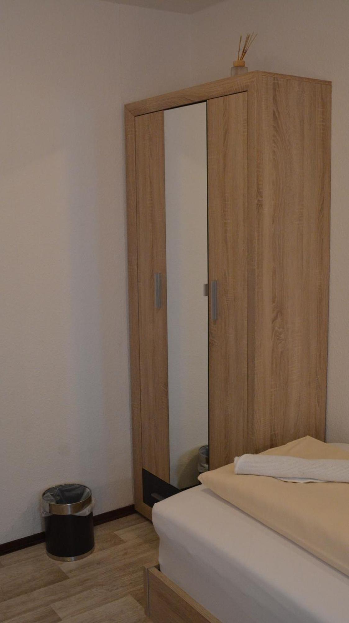 Hotel-Gasthof Zur Rose Weißenhorn Cameră foto