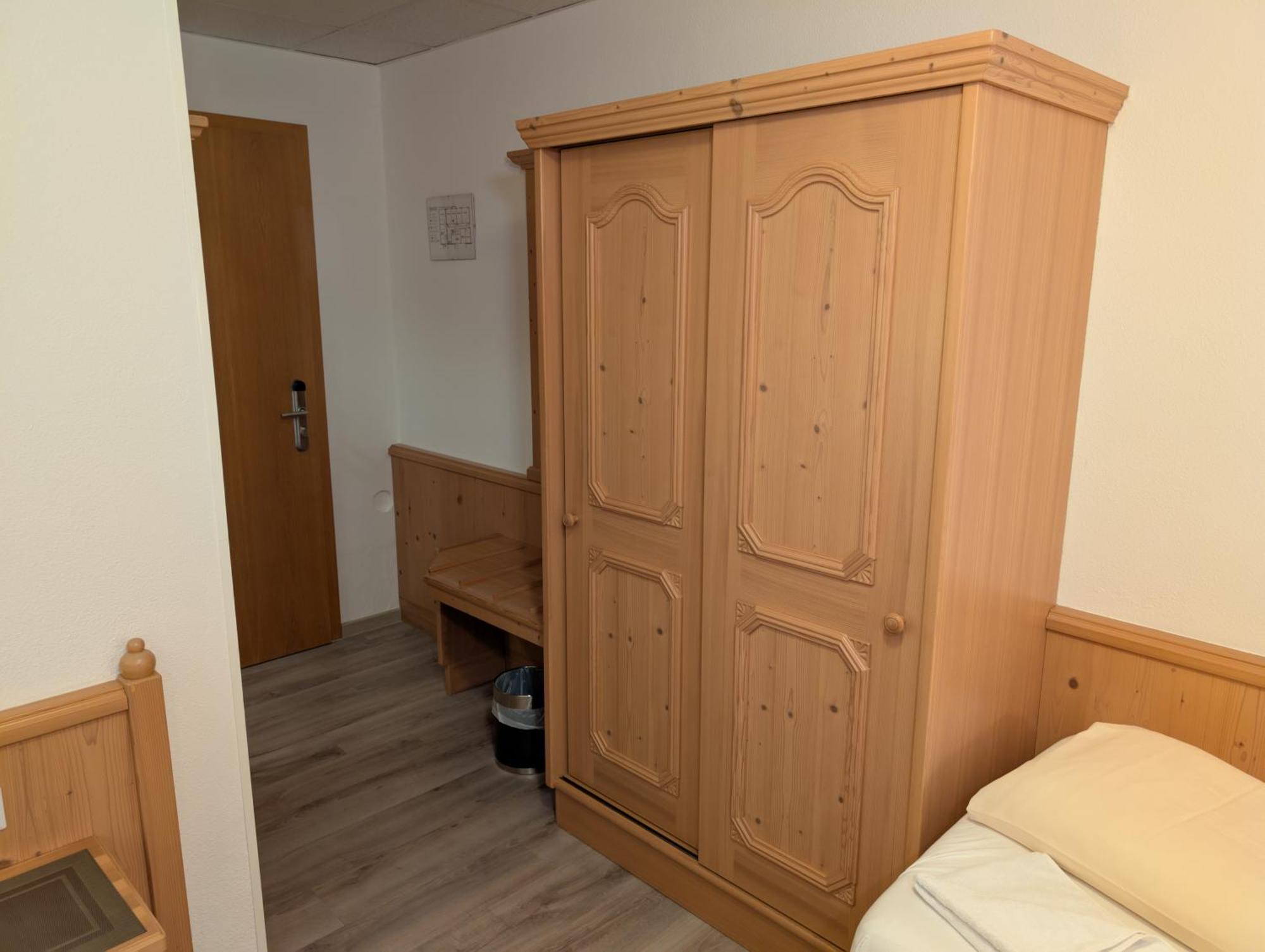 Hotel-Gasthof Zur Rose Weißenhorn Cameră foto